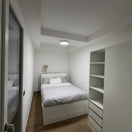 Adriano Space Appartement *